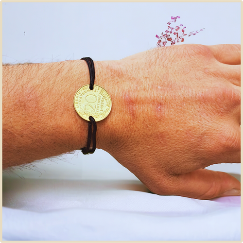 ⚫ Bracelet “Marianne Noir” – L’élégance urbaine (1962–2000)