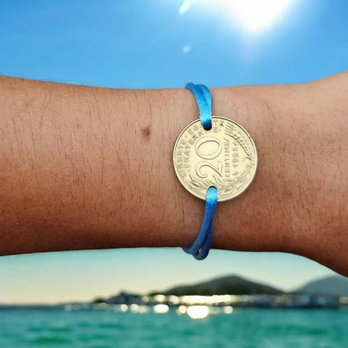 Bracelet Marianne ~ Bleu ciel 1962-2000