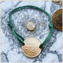 Charger l&#39;image dans la galerie, ✨ Bracelet “Semeuse Satiné” – La finesse artisanale des années 70 (1960–1978)