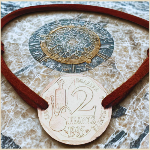 ⚗️ Bracelet “Pasteur” – Le symbole de l’innovation française (1995)